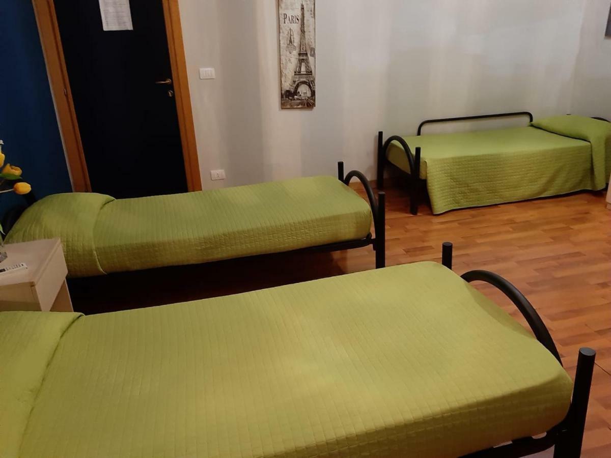 Central Station Inn Ciampino Dış mekan fotoğraf